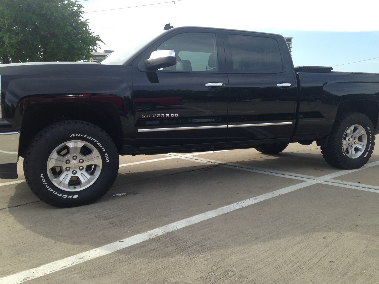 with-bfgs-305-65r18-and-2-level-general-off-topic-gm-trucks