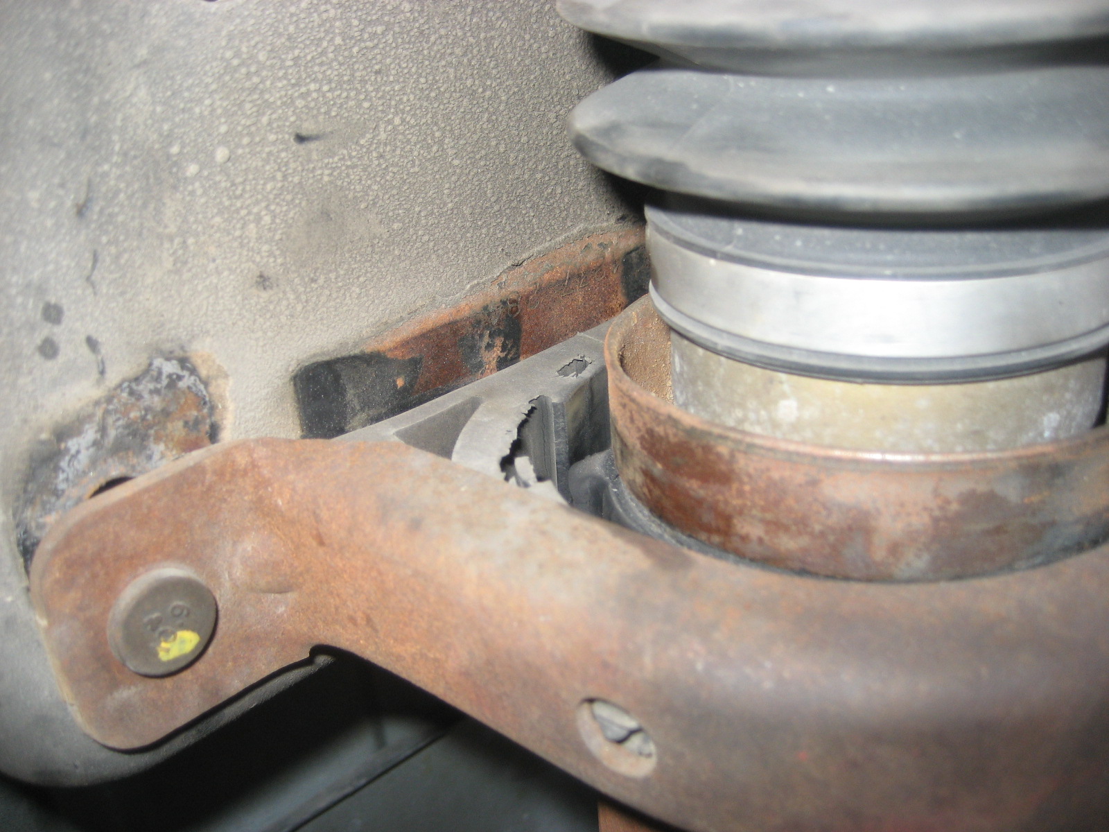 Center Carrier Bearing 20002006 & 20072014 Chevrolet Silverado