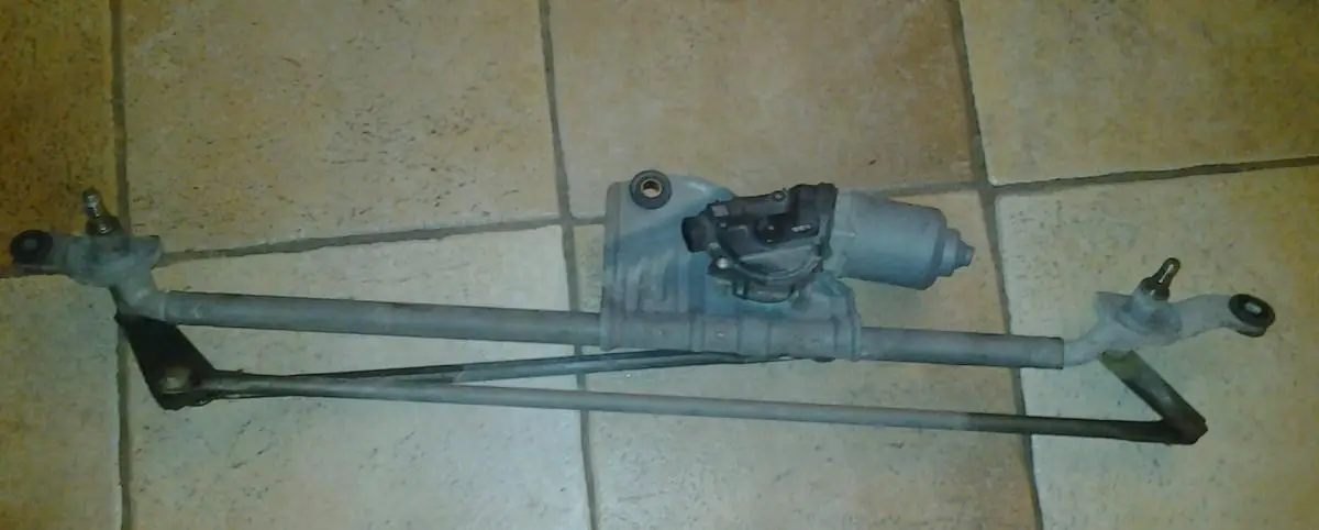 Repairing The Linkage On A 2007 Gmc Sierra 1500 Transfer
