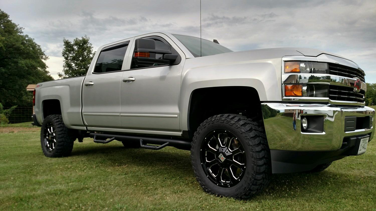 Bigger Tires On Gmc Chevy 2500hd Duramax Allison The Hull ...