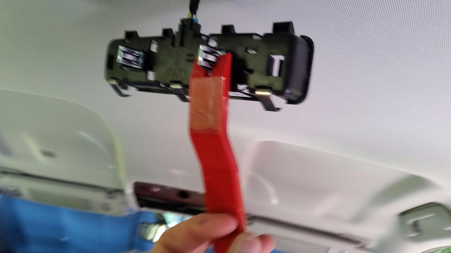 Dome light removal? 2014 / 2015 / 2016 / 2017 / 2018 Chevrolet