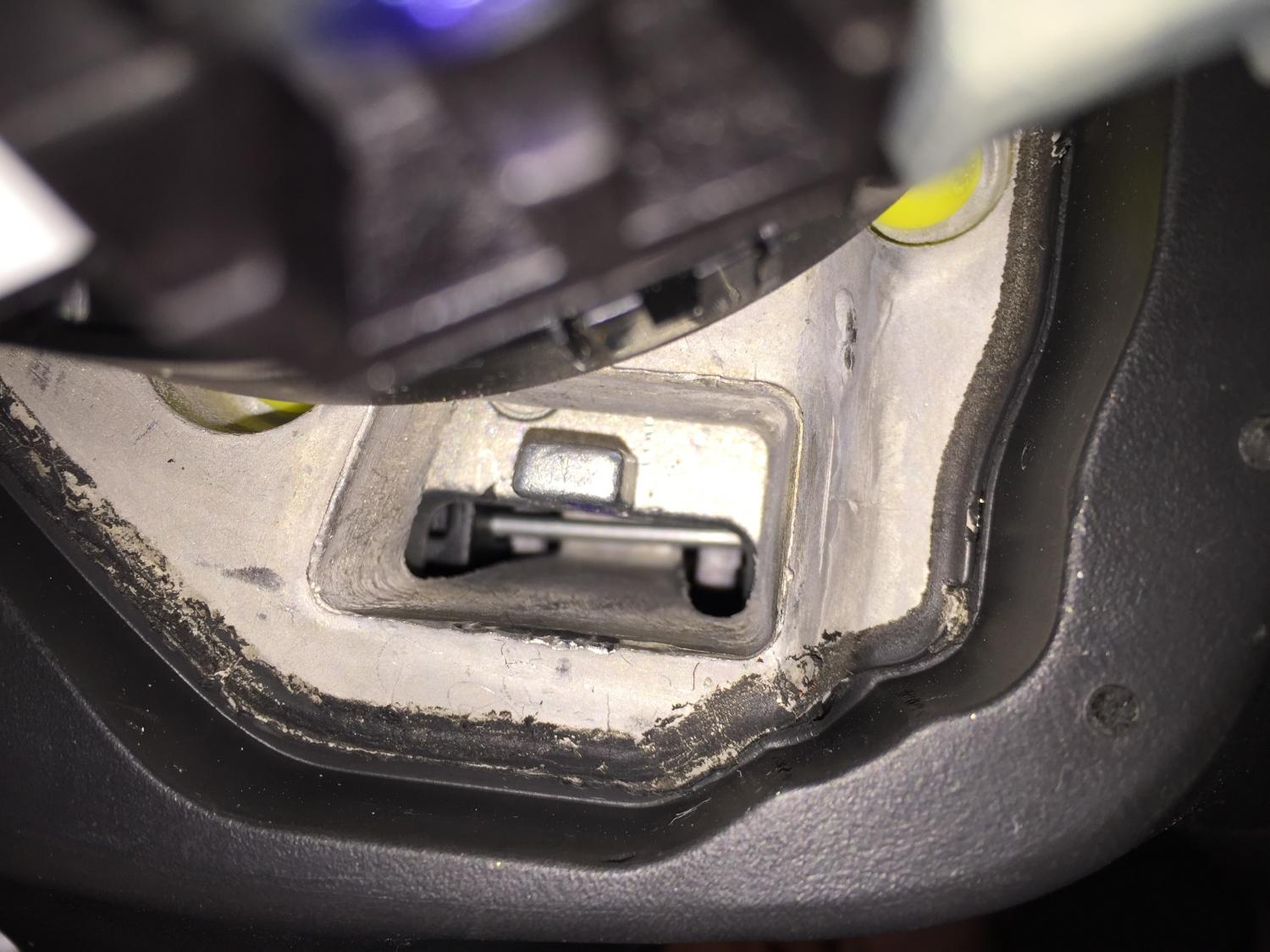 Removing the Air Bag and Steering Wheel 2014 / 2015 / 2016 / 2017