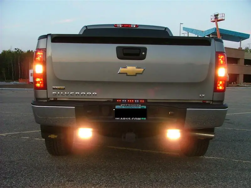 Auxiliary Reverse Lights - 1999-2006 & 2007-2013 Chevrolet Silverado