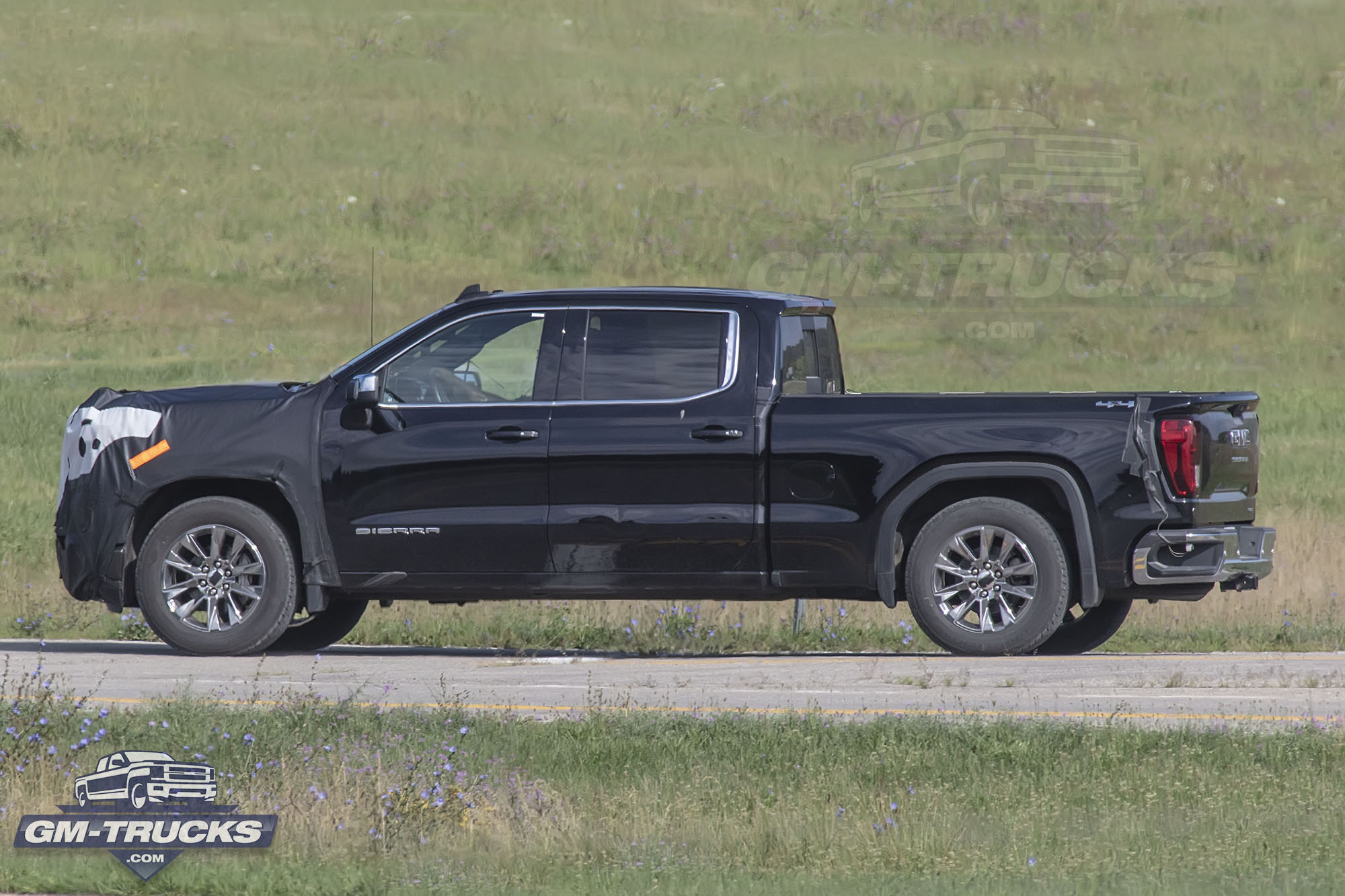 First Look: Facelifted 2022 GMC Sierra Captured!