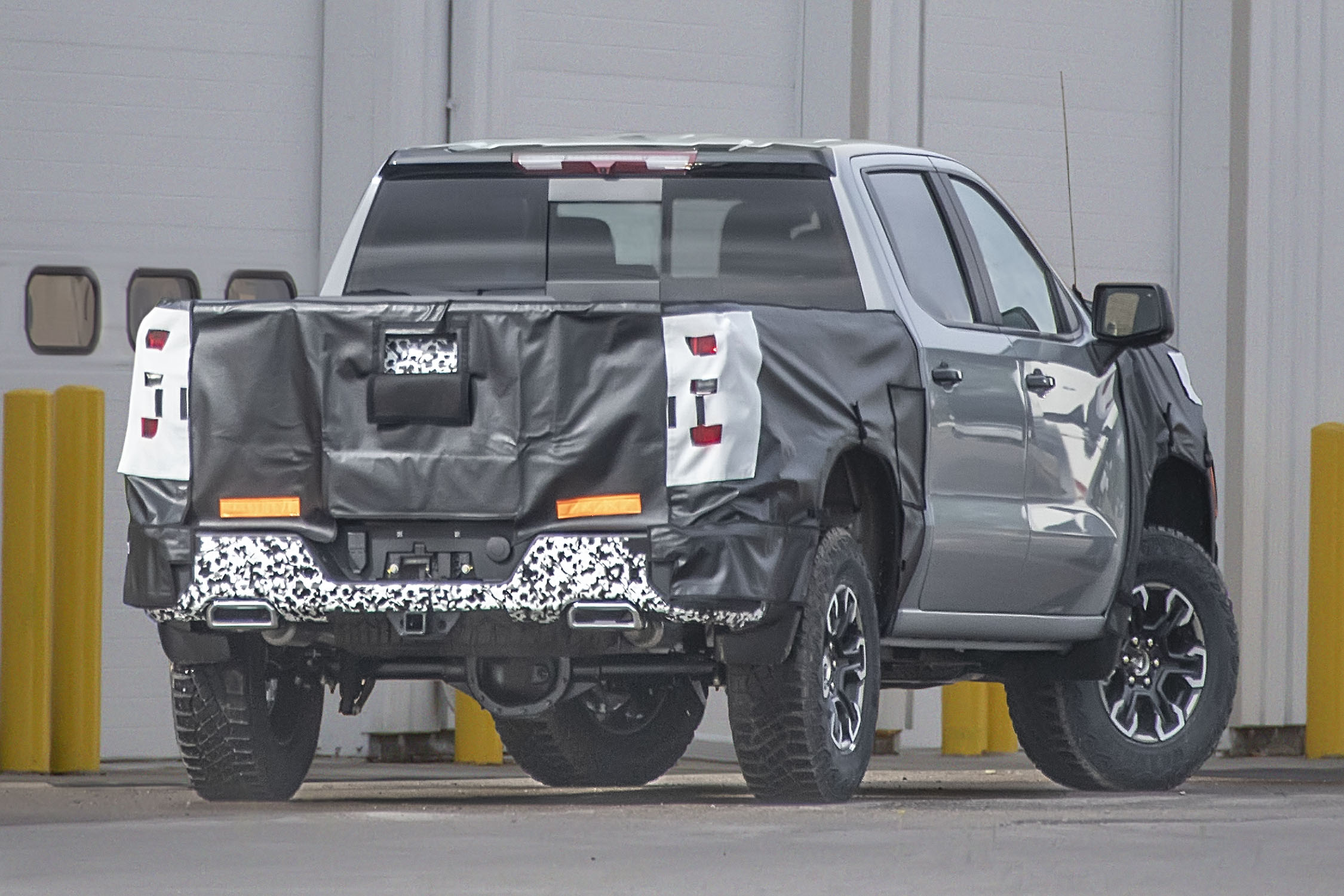 Spy Shots - 2022 Silverado Trail Boss Caught Testing 