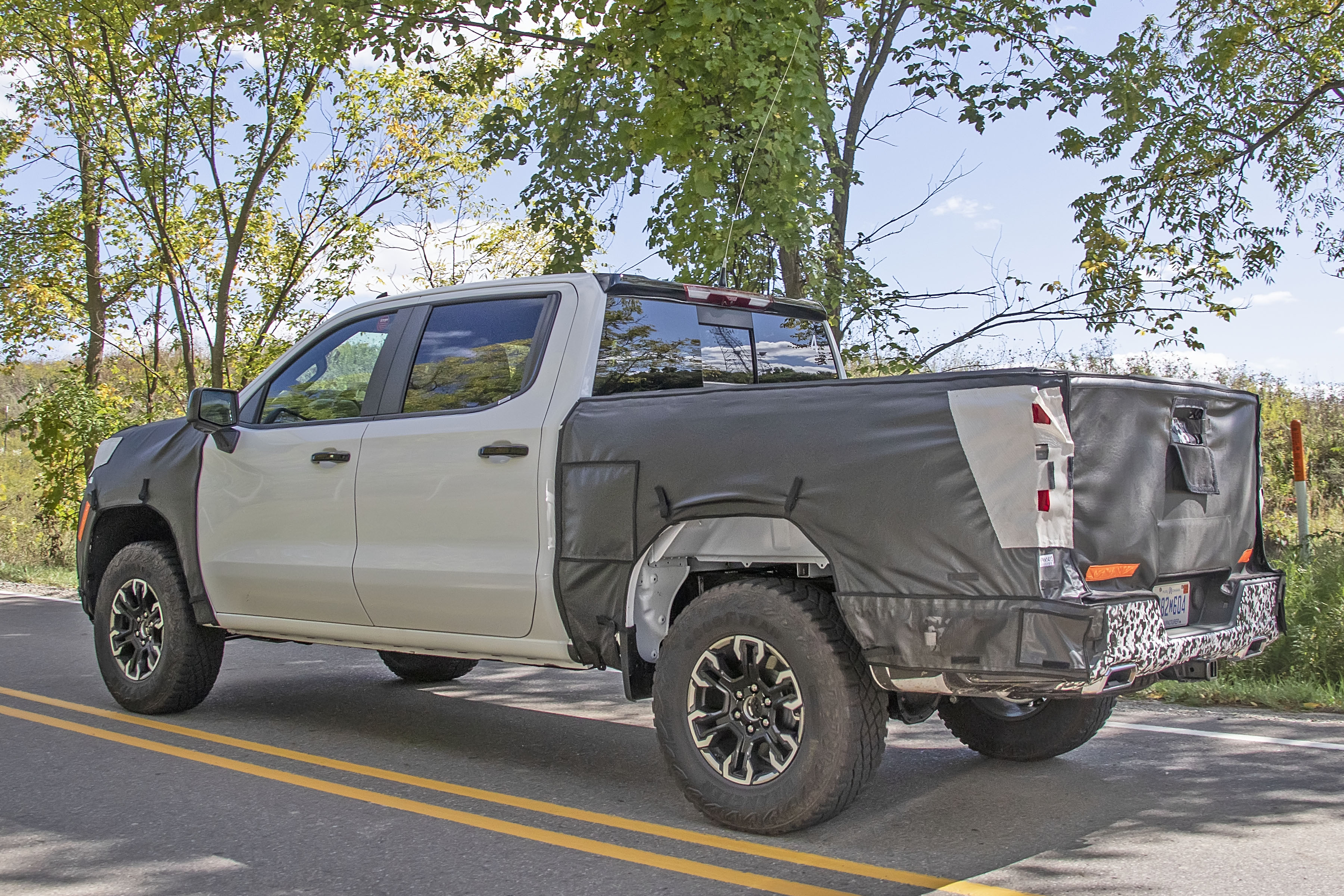 Spy Shots: 2022 Chevy Silverado and GMC Sierra