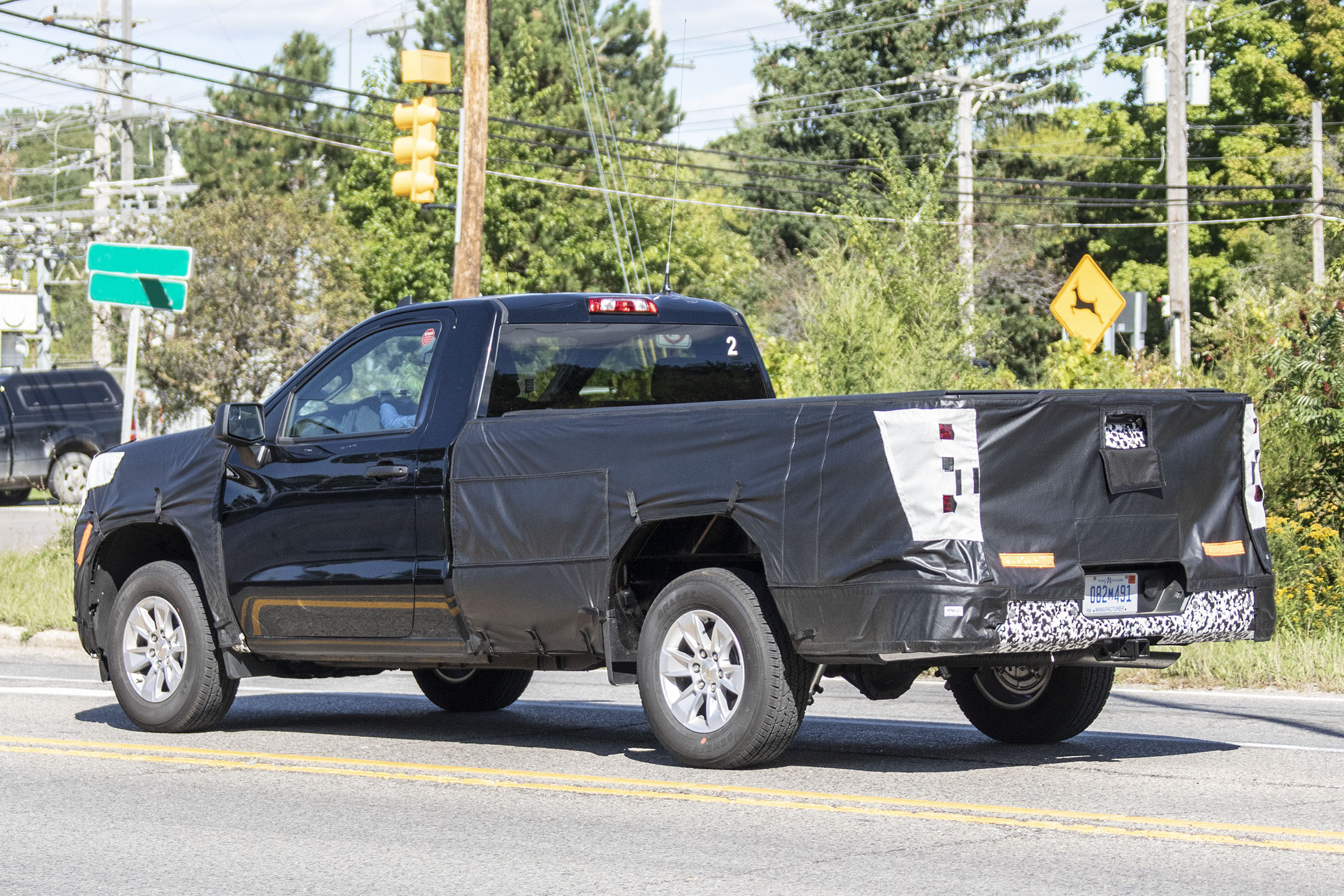 Spy Shots: 2022 Chevy Silverado and GMC Sierra