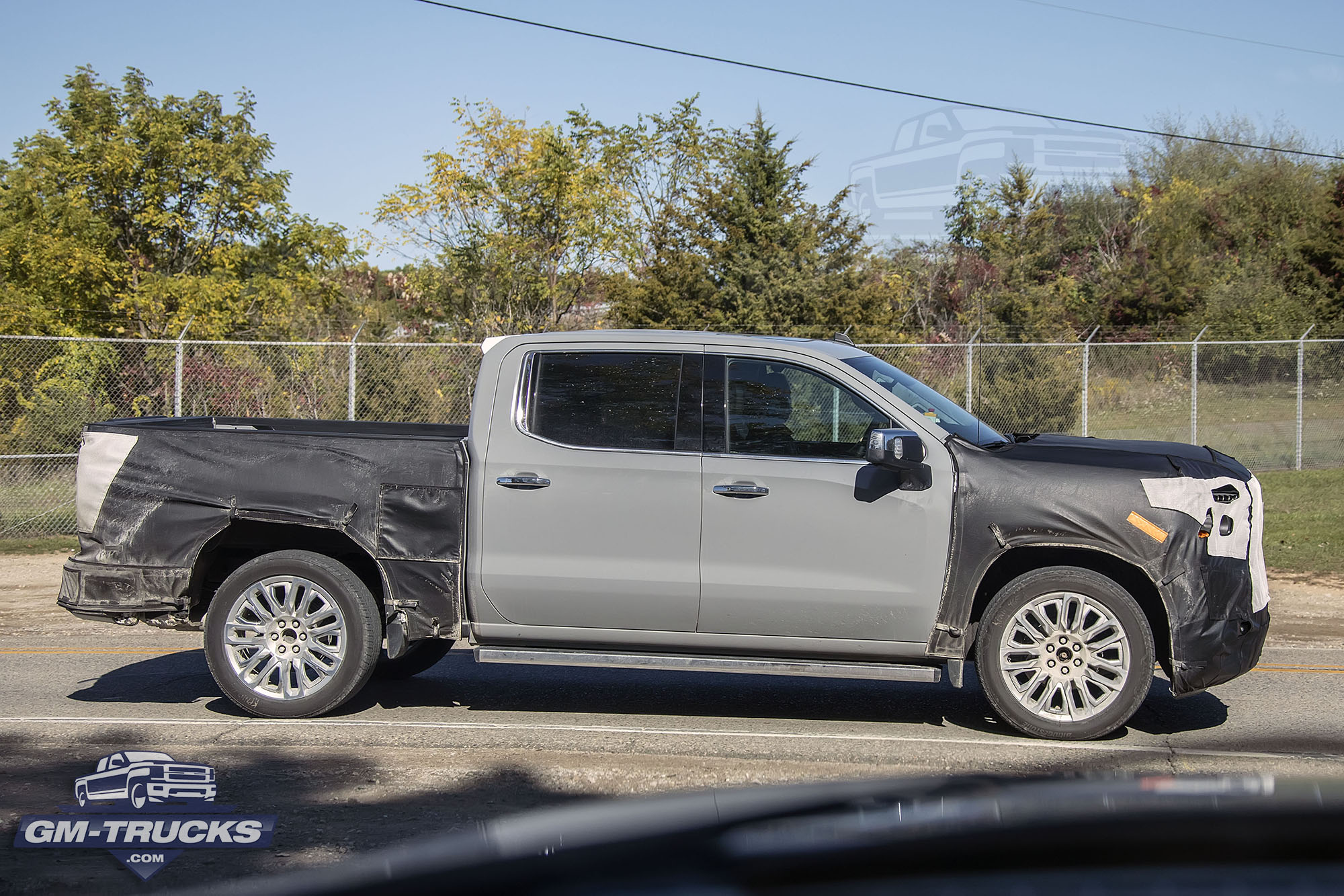 [Spy Shots] New Interior For 2022 GMC Sierra Denali - First Glimpse