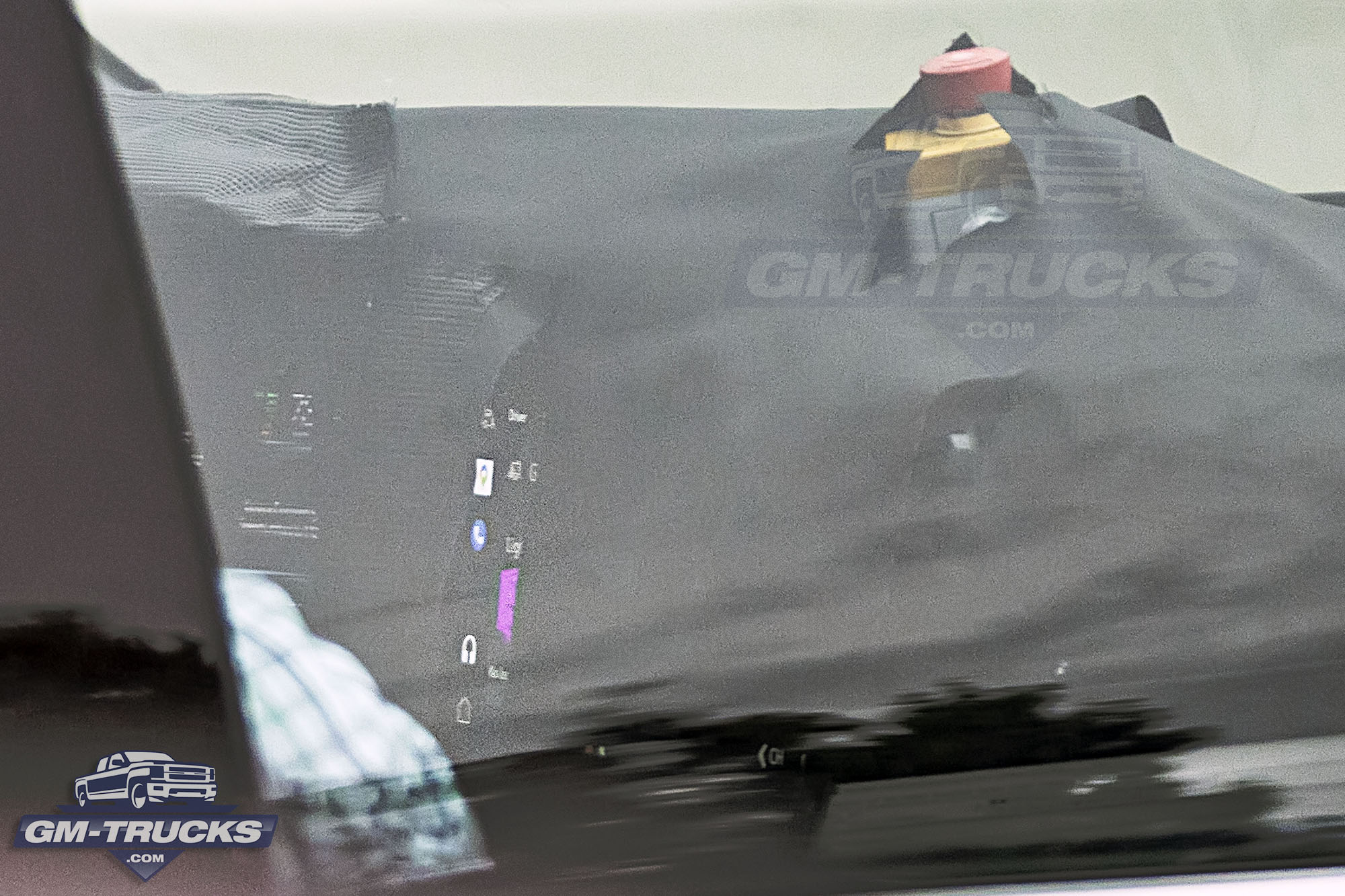 [Spy Shots] 2022 Chevy Silverado Prototype Photographed With Super Cruise, New Interior & Massive Infotainment Screen