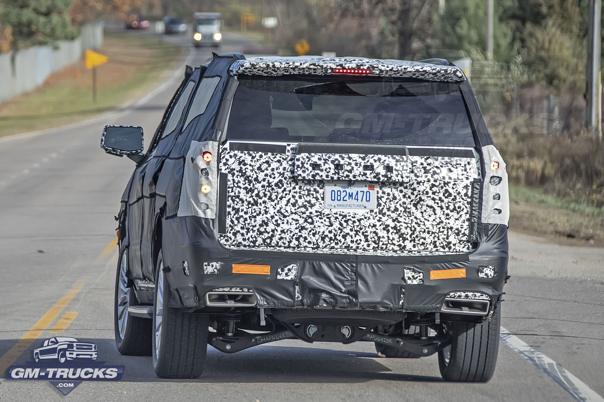 Camouflaged Cadillac Escalade Photographed - Left Over Test Bed Or High Performance Prototype?