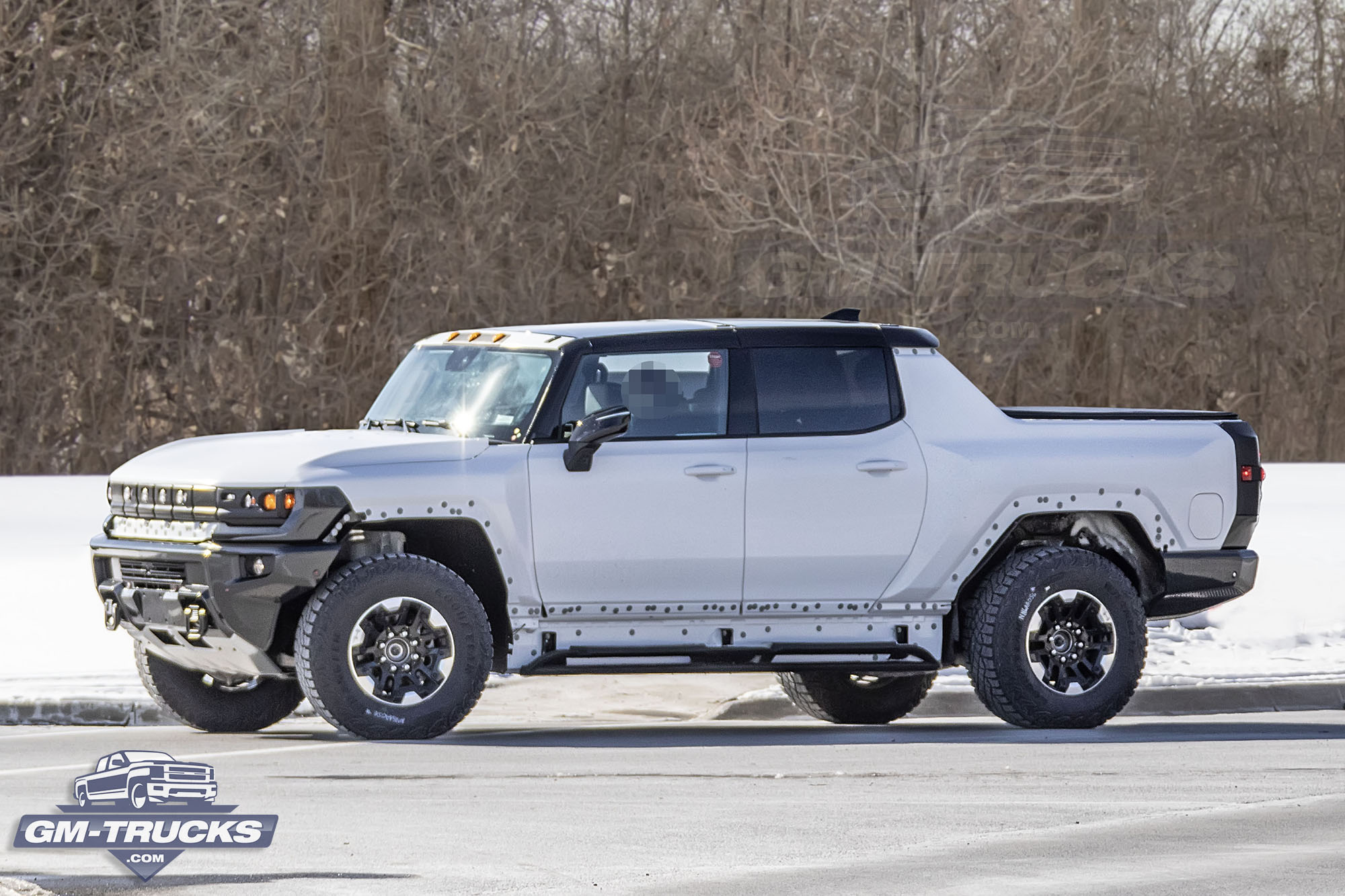 [Spy Shots] GMC HUMMER EV Caught Testing For The First Time