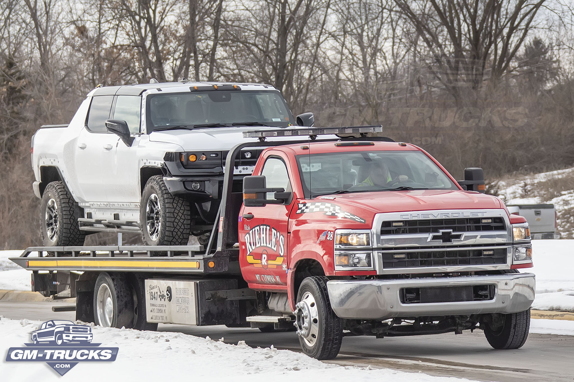 [Spy Shots] GMC HUMMER EV Caught Testing For The First Time