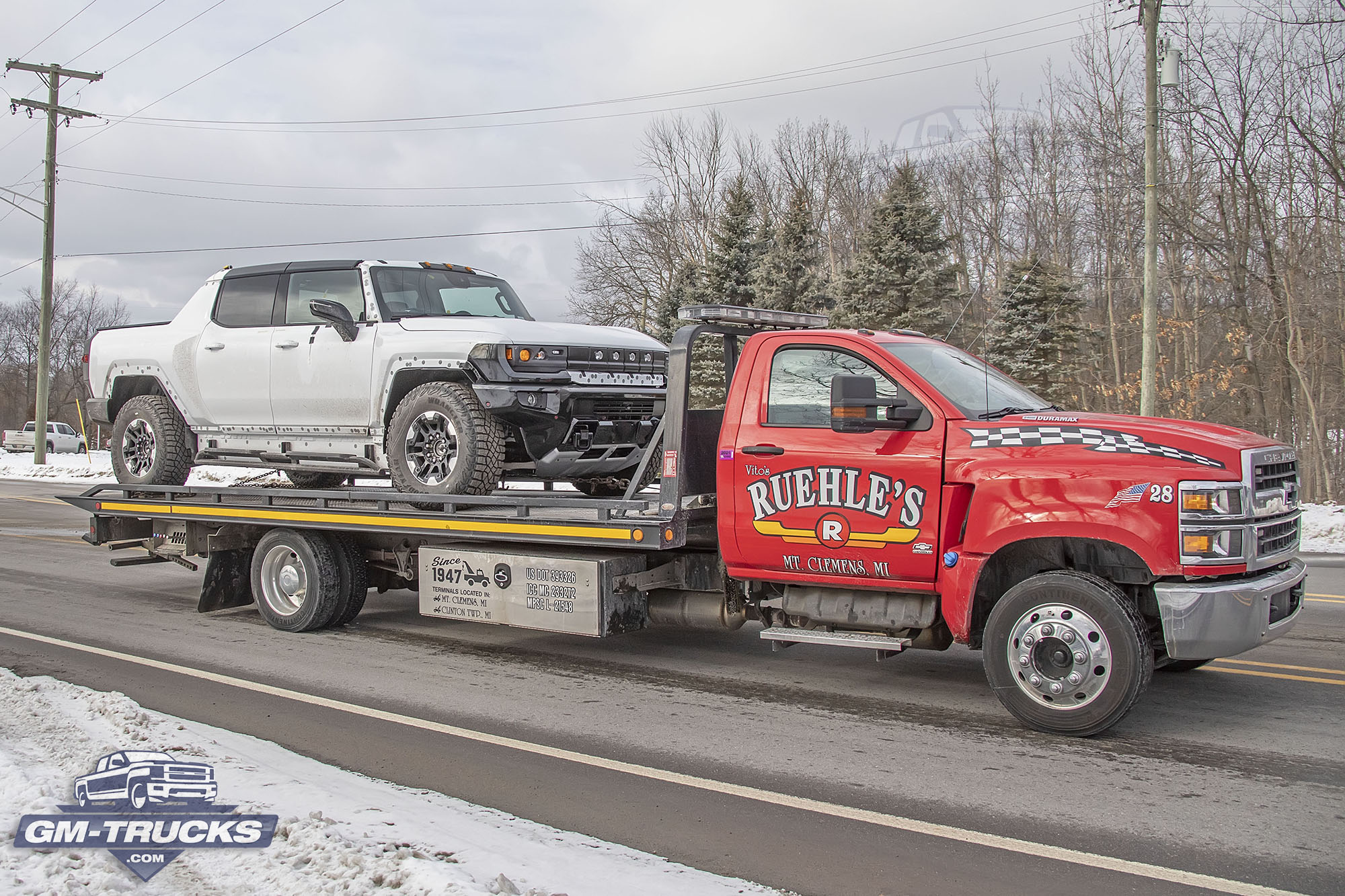 [Spy Shots] GMC HUMMER EV Caught Testing For The First Time