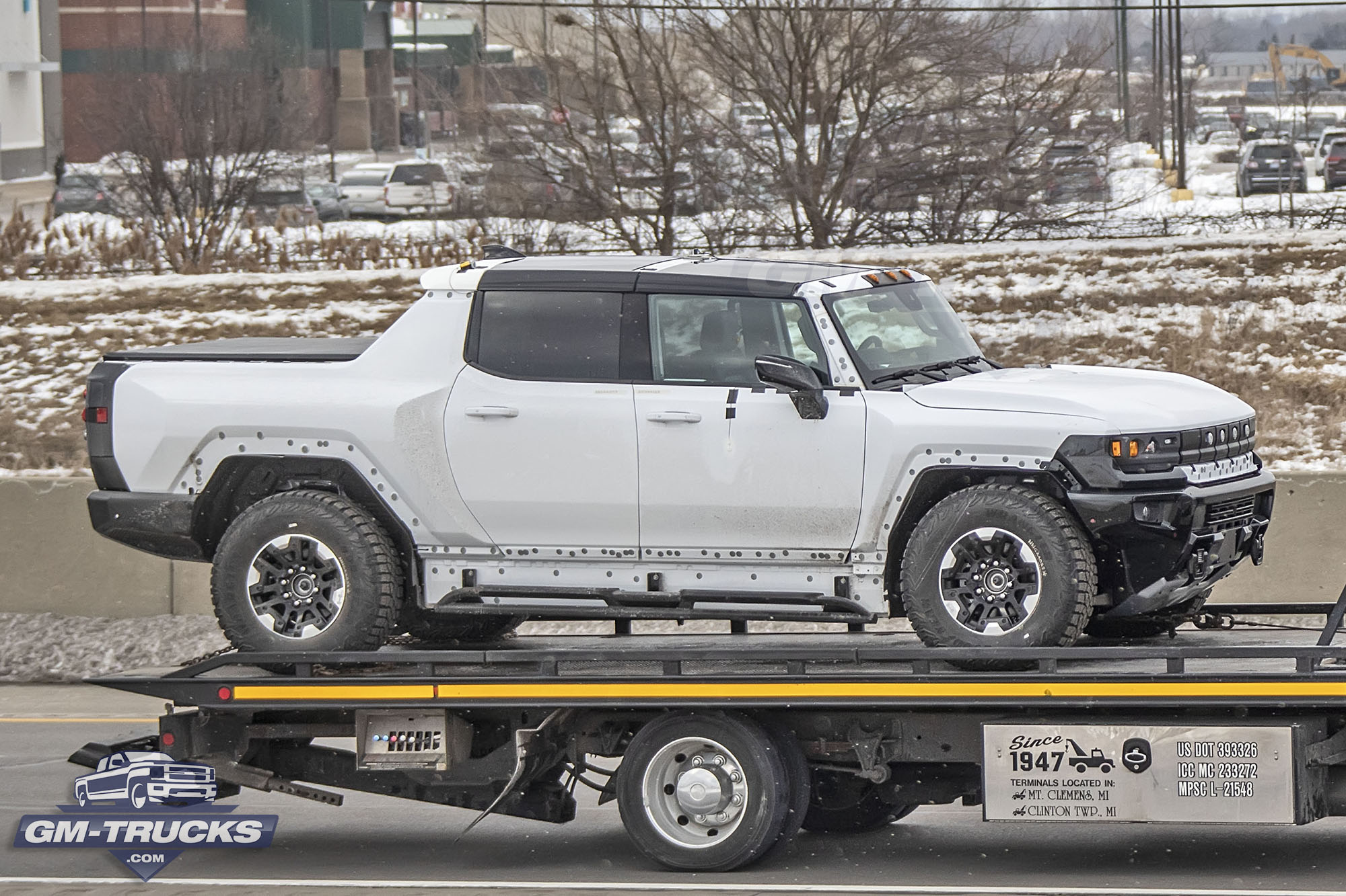 [Spy Shots] GMC HUMMER EV Caught Testing For The First Time