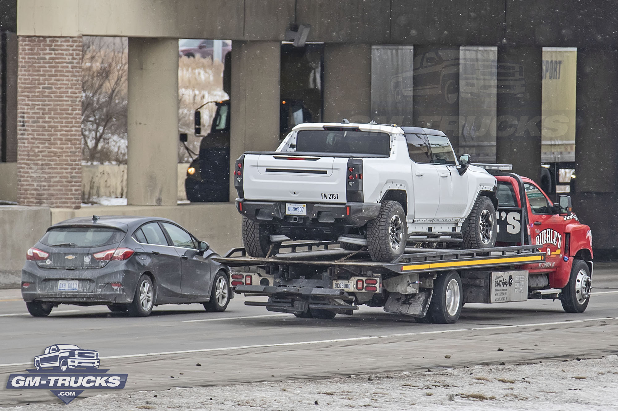 [Spy Shots] GMC HUMMER EV Caught Testing For The First Time