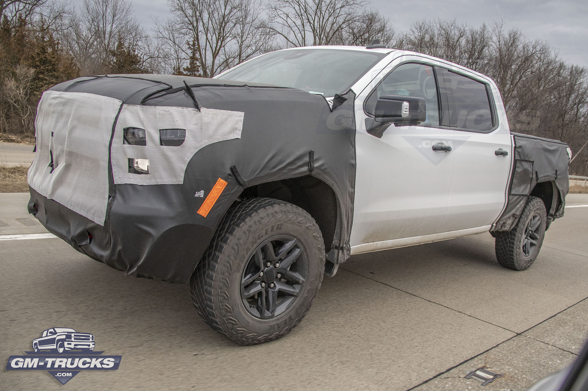 [Spy Shots] Chevy Silverado ZR2 Spied Again - Caught On Video!