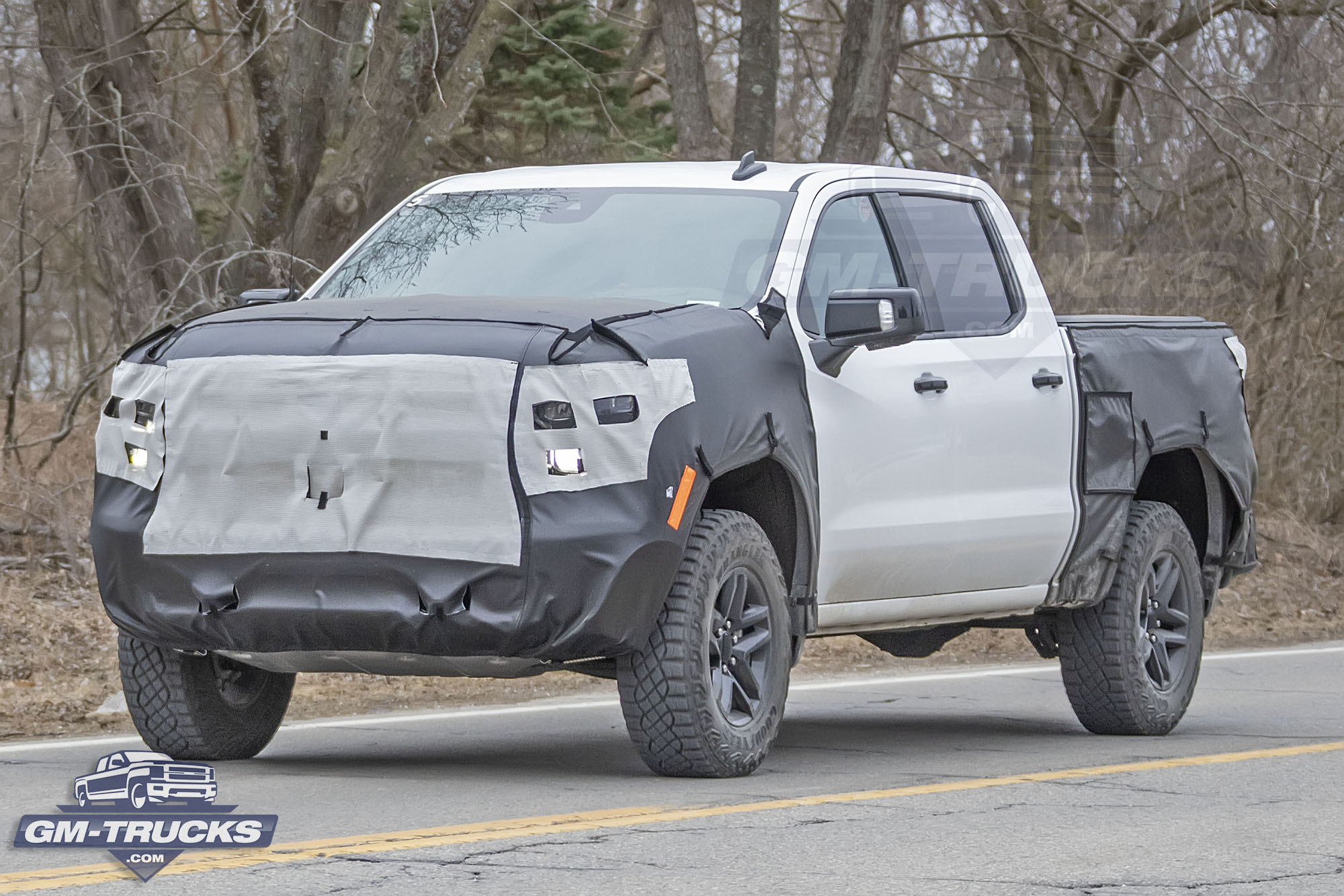 [Spy Shots] Chevy Silverado ZR2 Spied Again - Caught On Video!