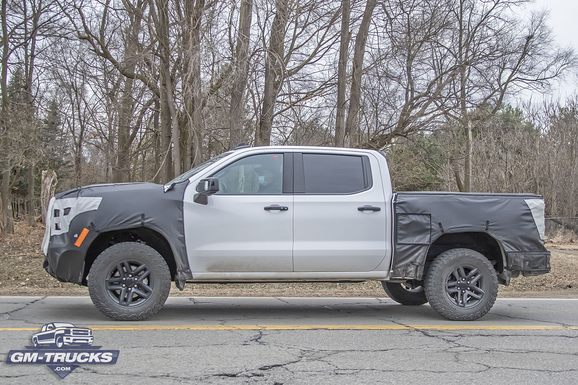 [Spy Shots] Chevy Silverado ZR2 Spied Again - Caught On Video!