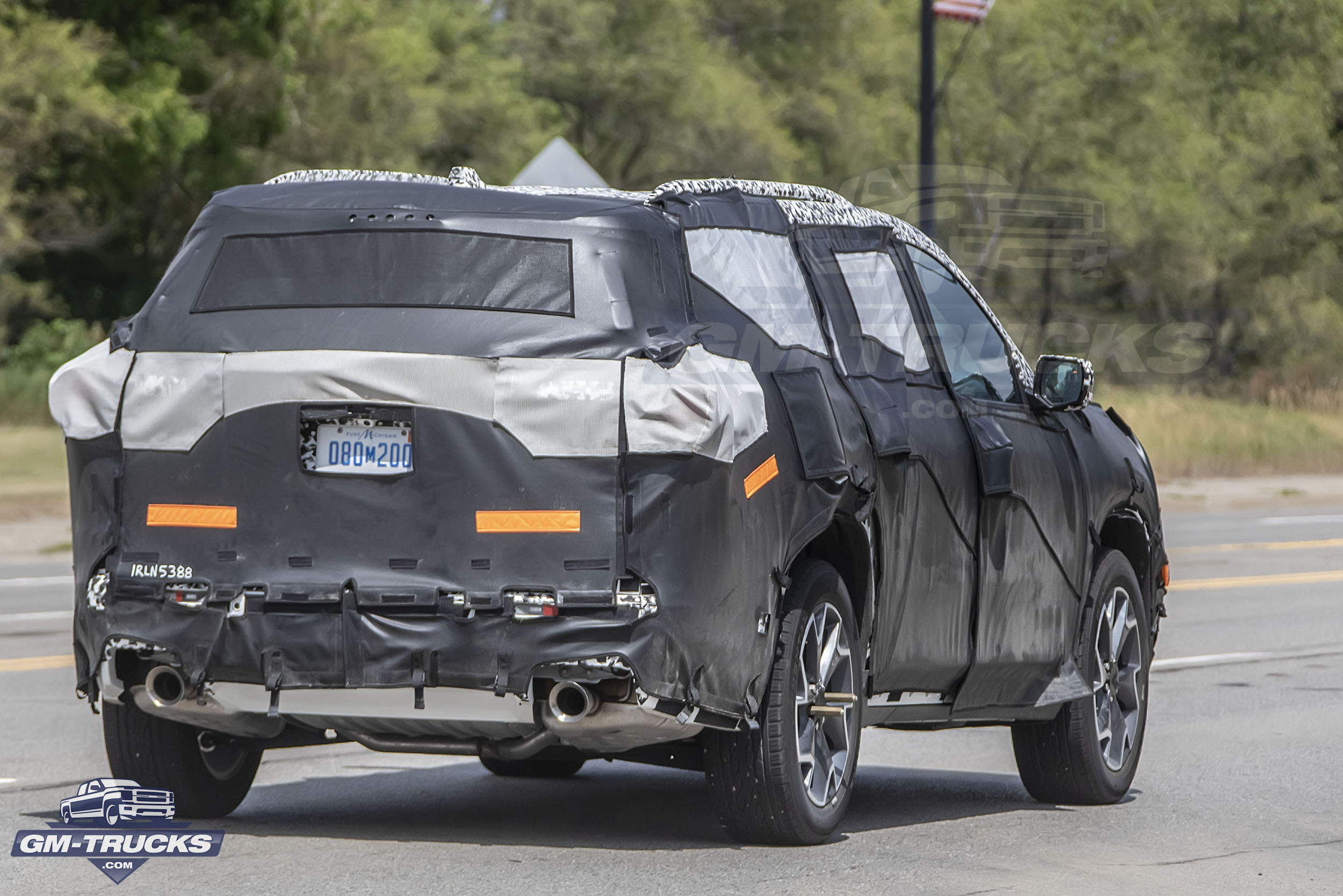 2024 GMC Acadia rebounds to larger size