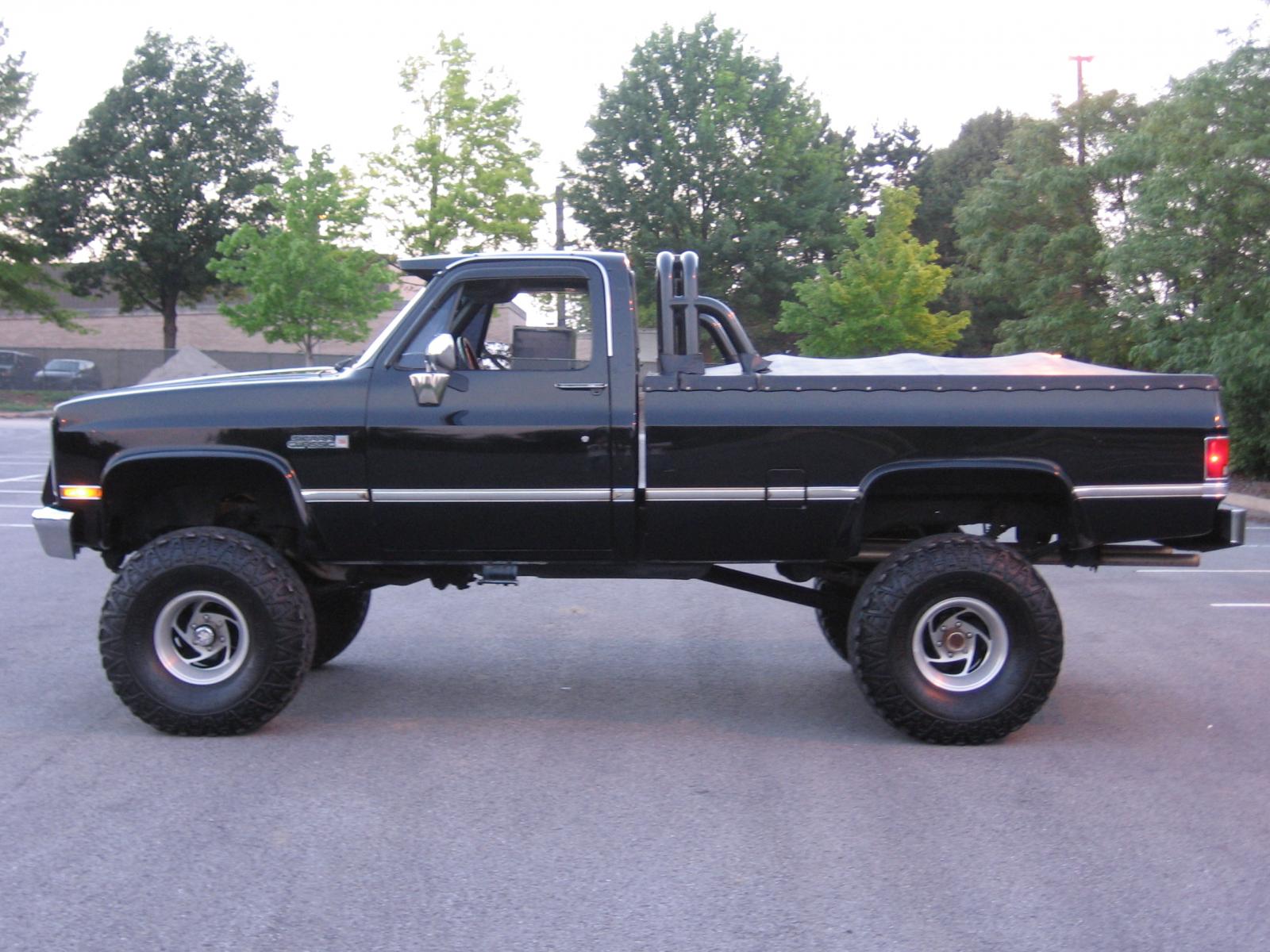 1984 GMC Sierra Classic 4x4 - General/Off Topic - GM-Trucks.com