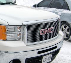 2009 Sierra White Diamond Grille