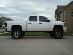 2010 Silverado Lifted 8" with 22" Dale Earhardt Jr