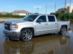 2014 Sierra 3"/5" w/24's