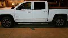 driver side with rancho quicklift