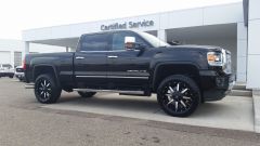 Leveling Kit & Custom Wheels