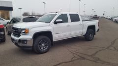 Leveling Kit with Black Chrome OEM Wheels