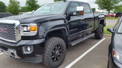 Leveling Kit & Custom Wheels