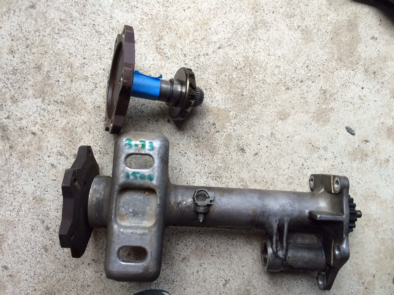 2002 Yukon front diff parts