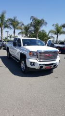 2015 GMC 2500HD Denali 1