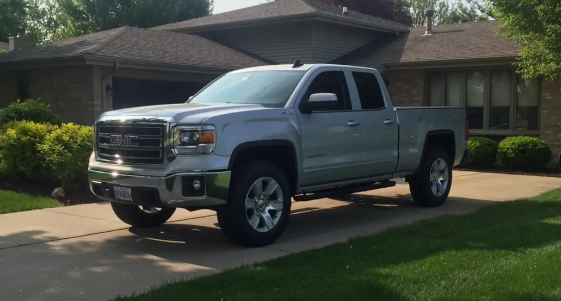 2015 Sierra 1500 SLE - 2" Level & New Tires