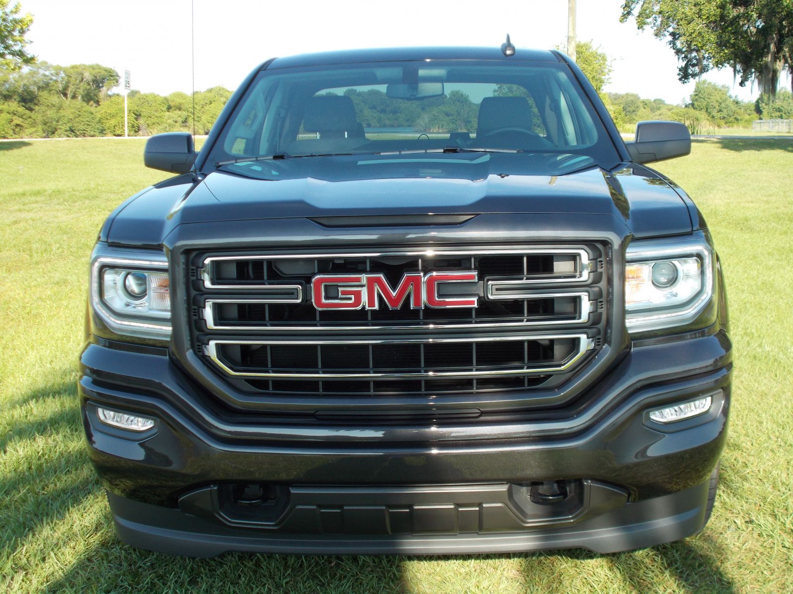 2016 GMC Sierra truck