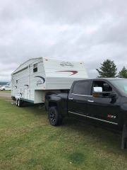 Hauling the 5th Wheel