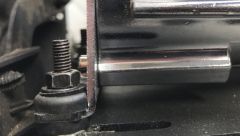 66 close Up compressor bolt