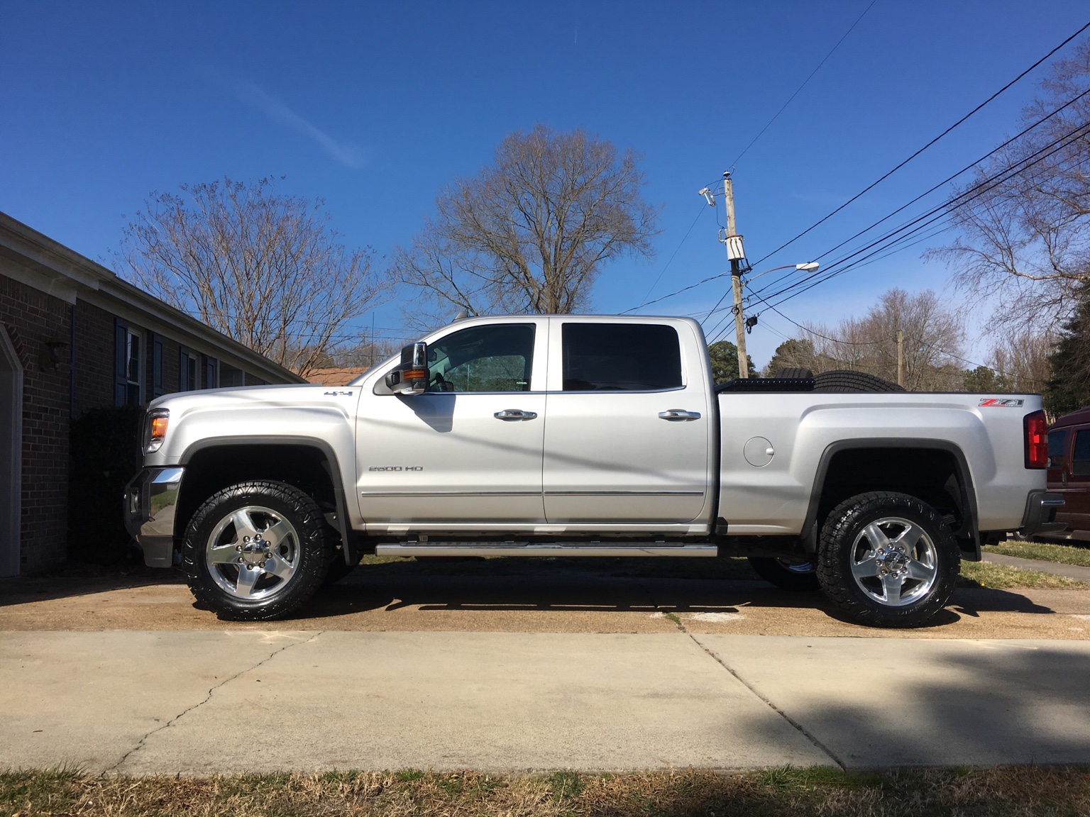 New tires on stock 20" rims - 2015-2019 Silverado HD ... New tires on stock 20" rims - 2015-2019 Silverado HD ...