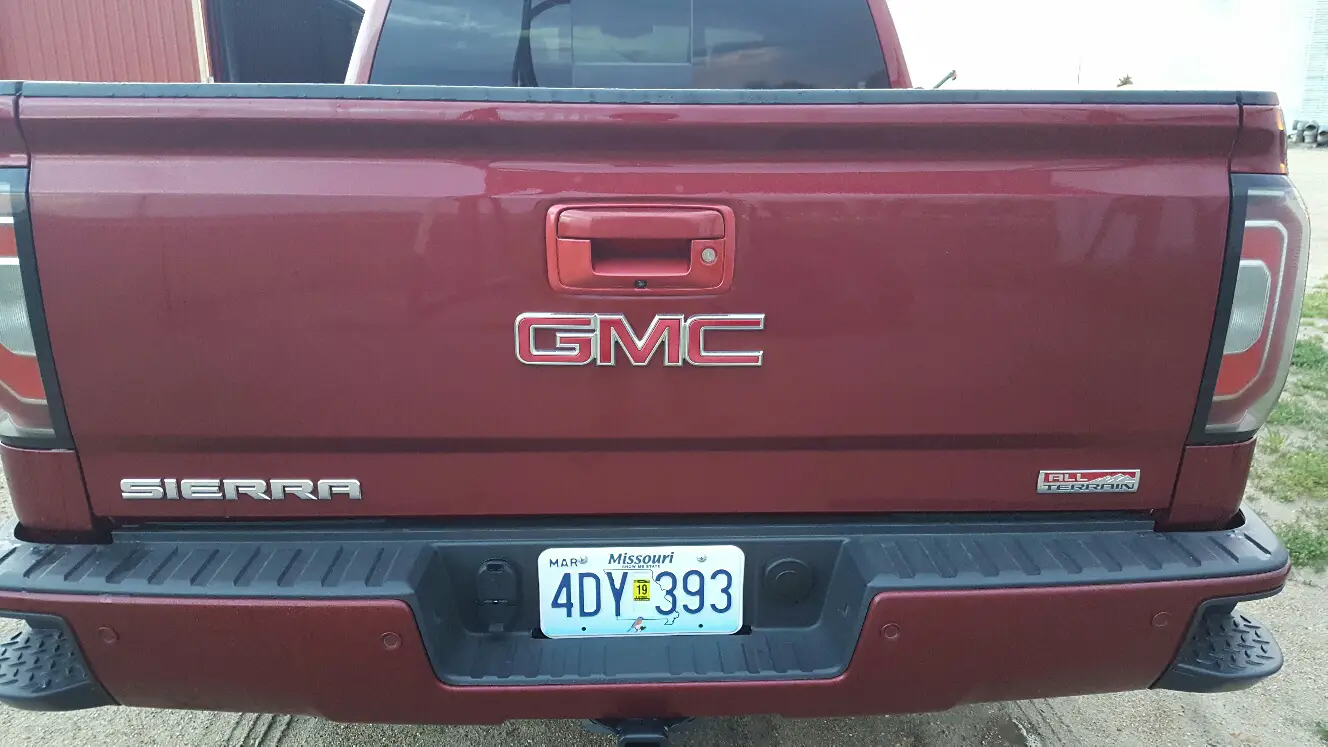 Tailgate Handle Disassemble 20142018 Silverado & Sierra Mods