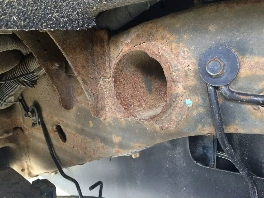 Frame Wax/Undercoating Page 8 20142018 Silverado & Sierra