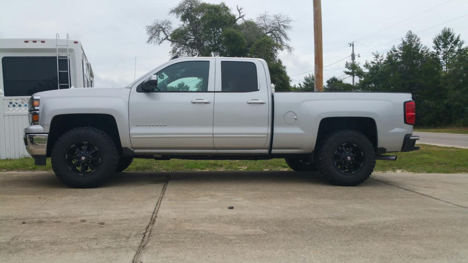 285 70r17 Tires 14 18 Silverado Sierra Mods Gm Trucks Com 285 70r17 Tires 14 18 Silverado Sierra Mods Gm Trucks Com