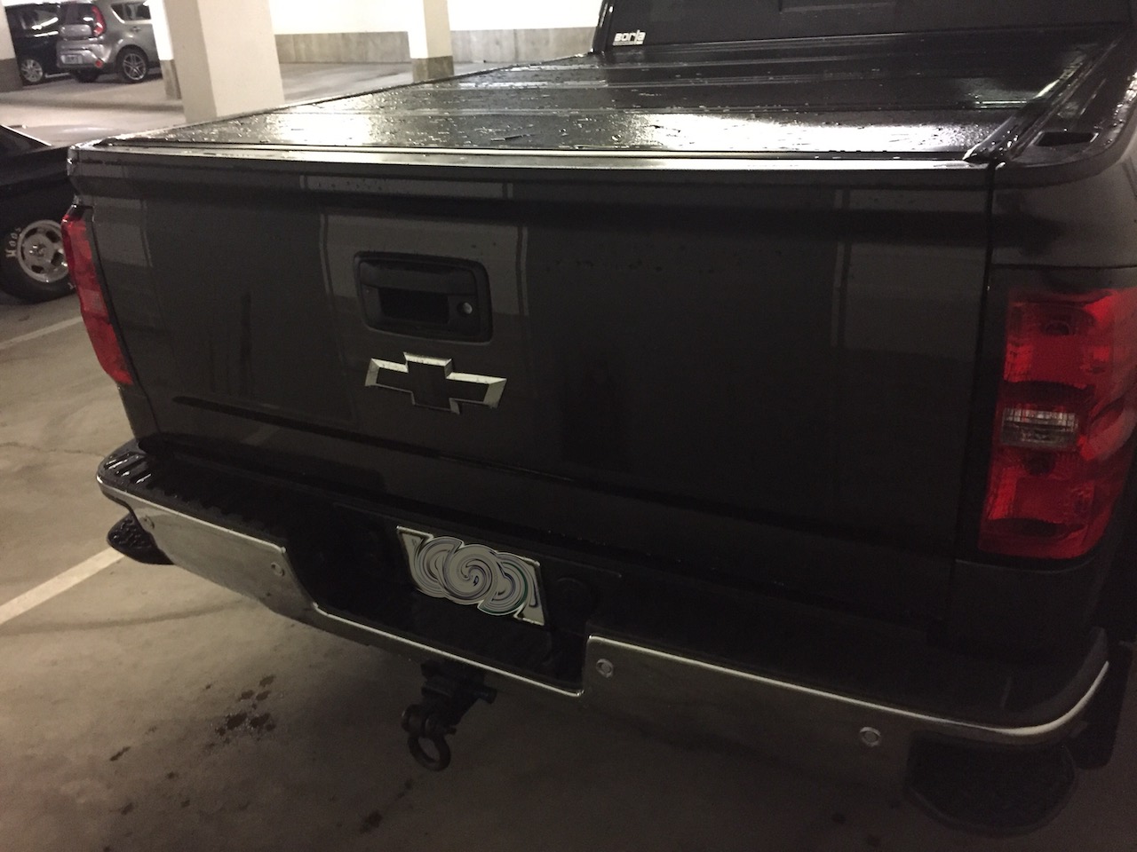 Debadged tailgate 20142018 Silverado & Sierra Mods