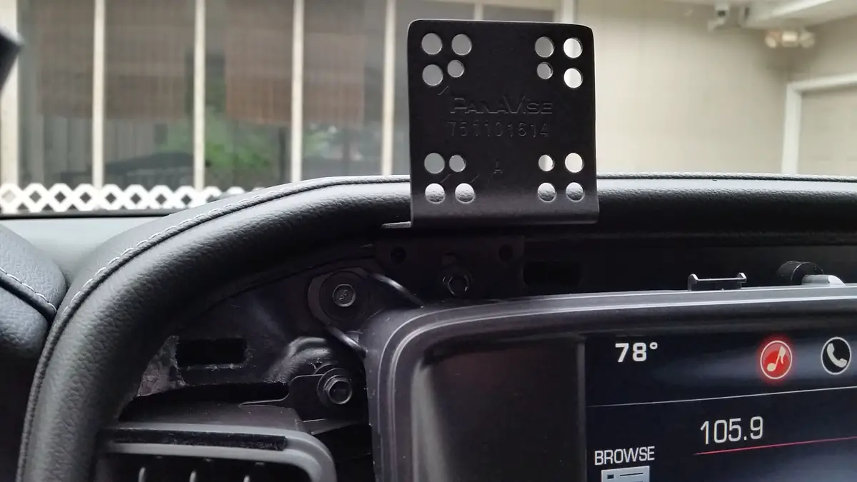 Garmin GPS Placement 20142018 Silverado & Sierra Mods