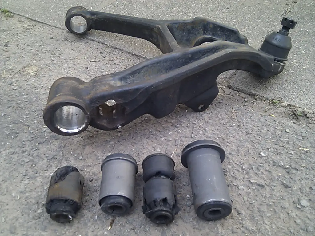 Lower Control Arm Bushing K3500 99 Drw Cast Iron Ask the GM