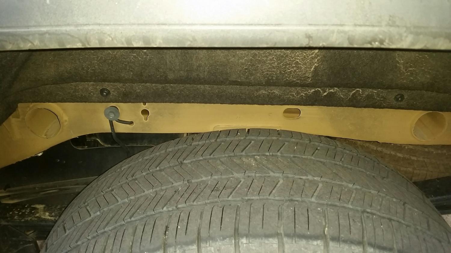 Frame Wax/Undercoating Page 15 20142018 Silverado & Sierra