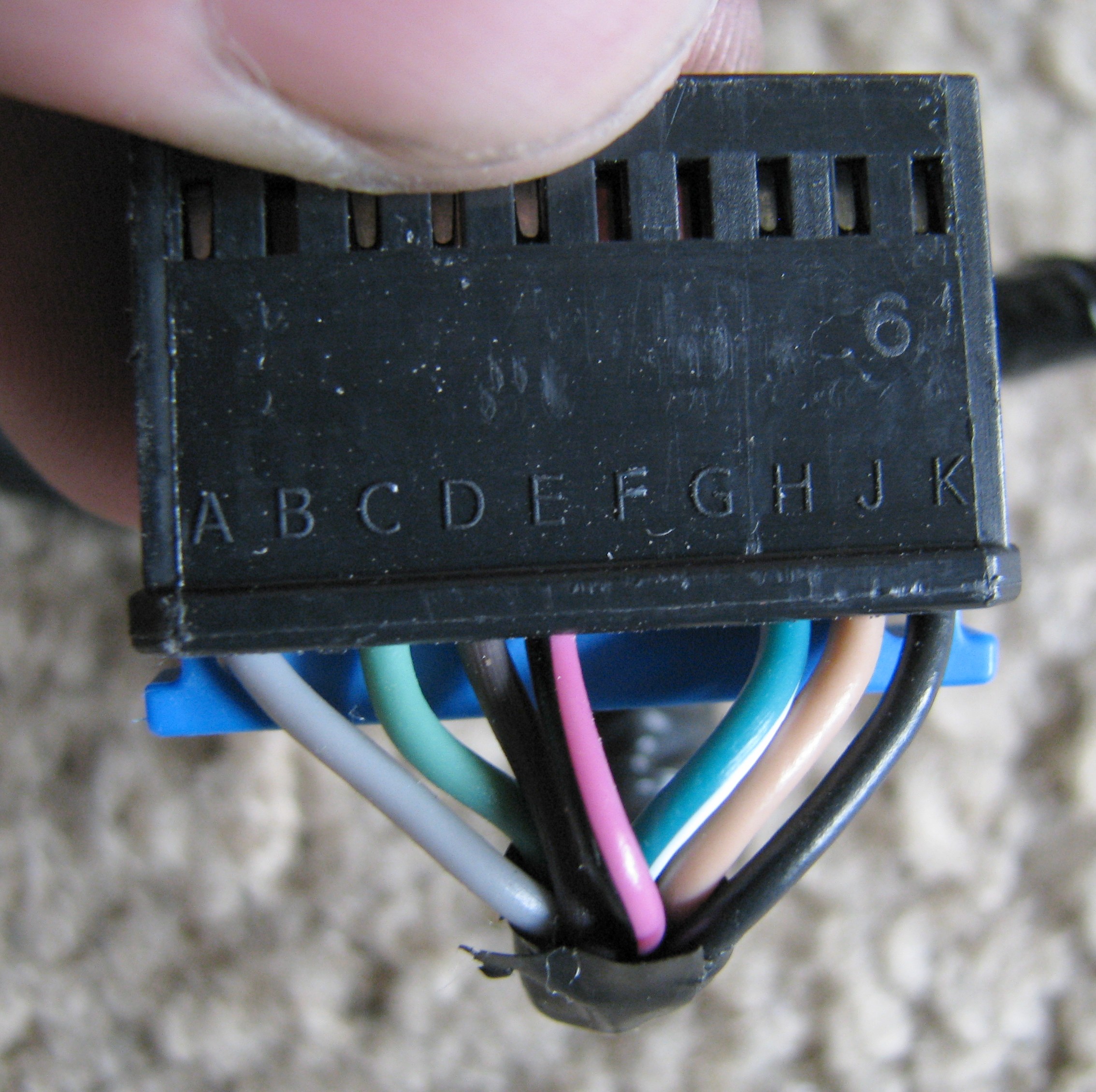 Steering Wheel Radio Controls Wiring Diagram - 1999-2013 Silverado