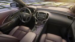 2014-Buick-LaCrosse-016.jpg