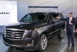 2015CadillacEscaladeUnveil01.jpg