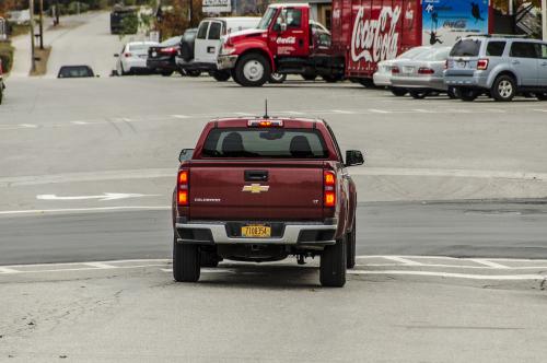 2015_Chevrolet_Colorado_Review_63.jpg