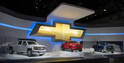 2015ChevroletColoradoLA06.jpg